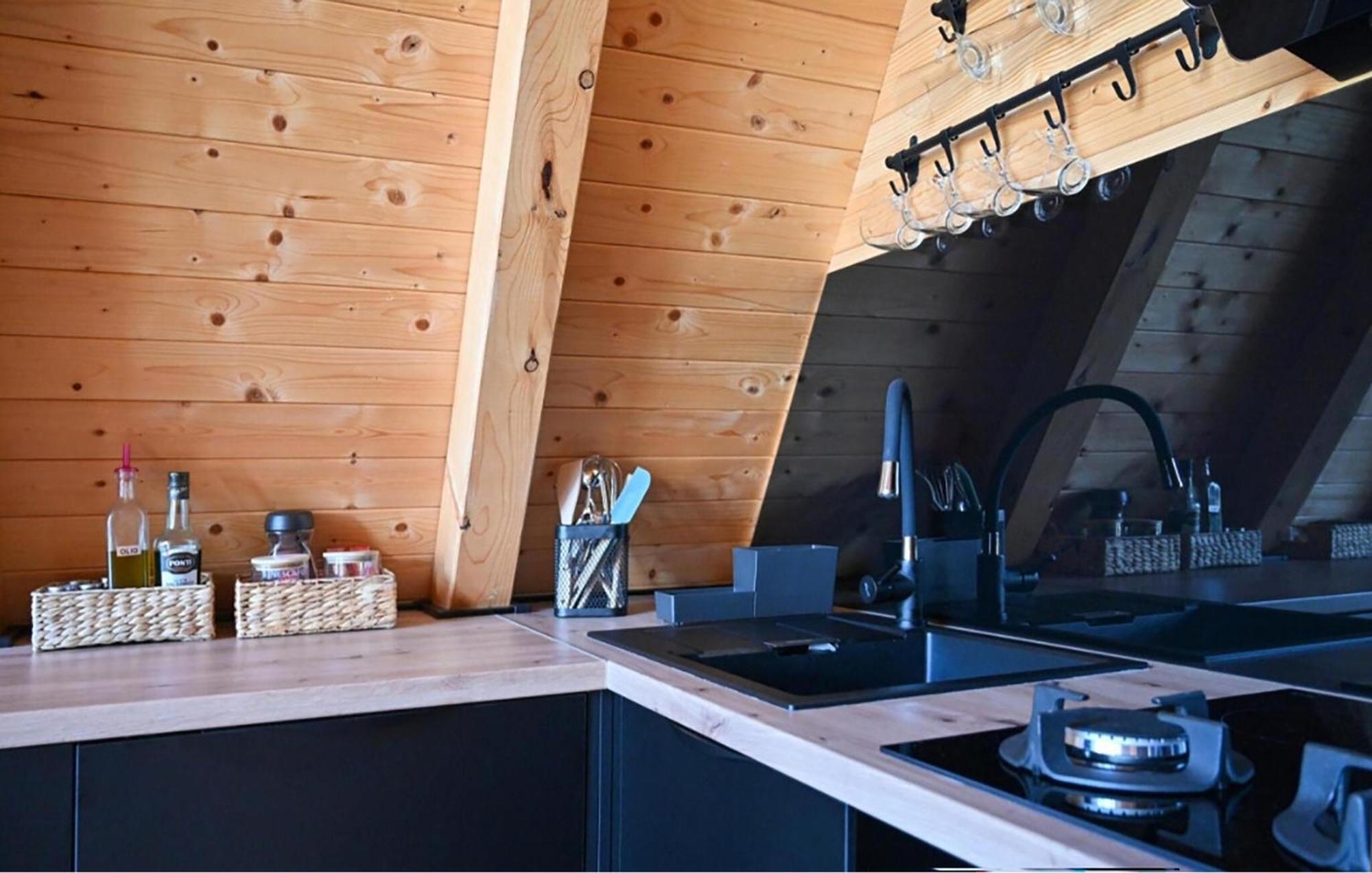 2 Bedroom Beautiful Home In Topusko 외부 사진