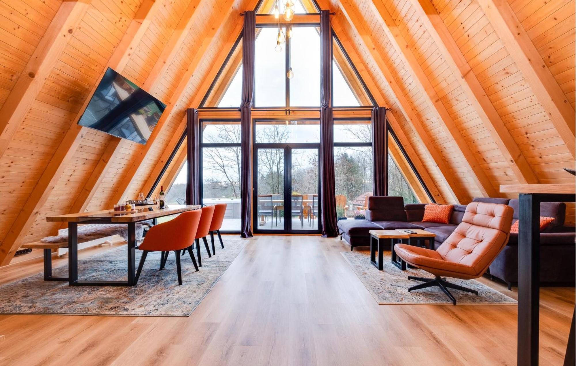 2 Bedroom Beautiful Home In Topusko 외부 사진